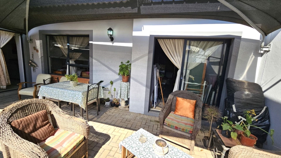 2 Bedroom Property for Sale in Ifafi North West